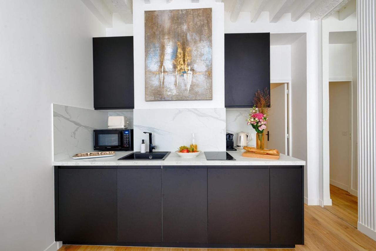 Appartement Design Ile St Louis - Welkeys Parigi Esterno foto