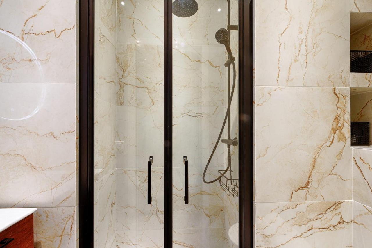 Appartement Design Ile St Louis - Welkeys Parigi Esterno foto