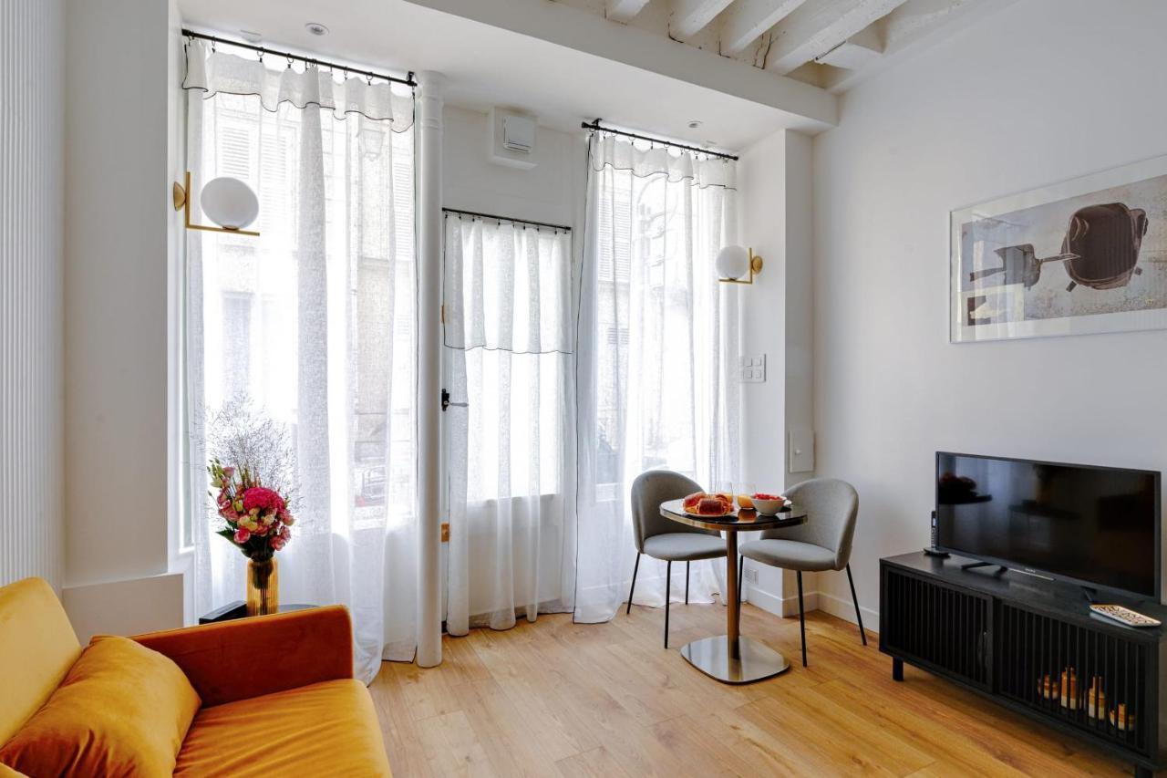 Appartement Design Ile St Louis - Welkeys Parigi Esterno foto